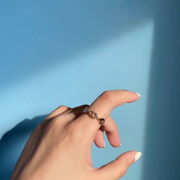 Golden Chain Knot Link Open Ring - Picture 5 of 12